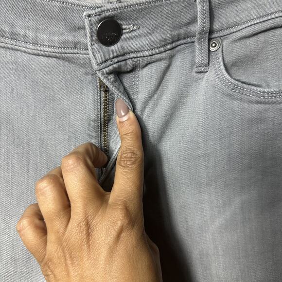 Ann Taylor LOFT Women's Light Gray Modern Straight Jeans Size 31/12 - Picture 6 of 8